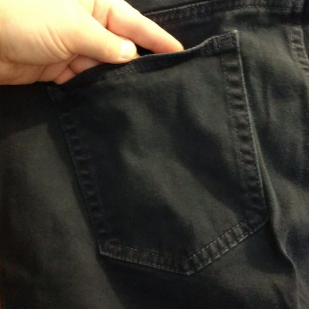 Jean - Picture 3 of 6